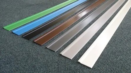 BATTISCOPA IN PVC | Vari colori in h. 7 cm.